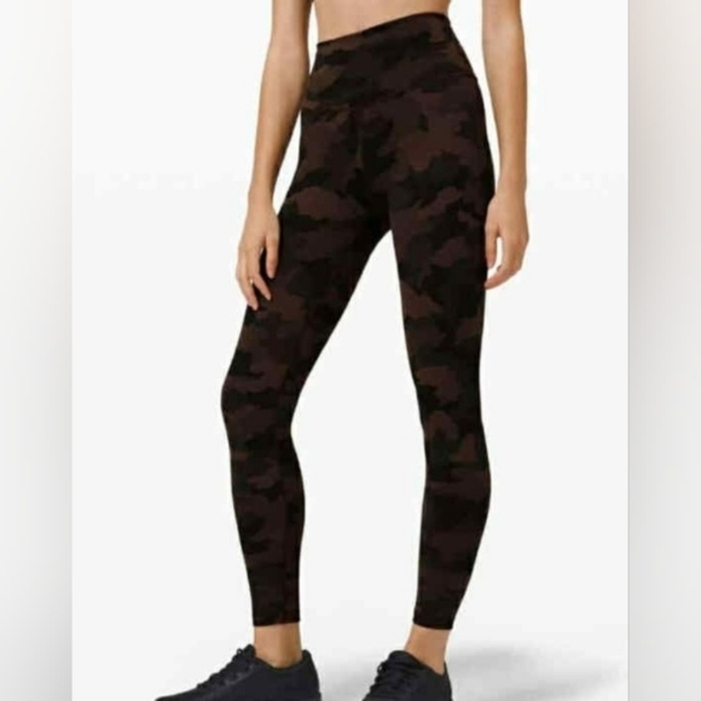 Lululemon Wunder Train High-Rise Tight 25" - Sz 10